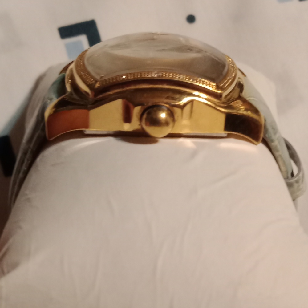 Techno Com By Kc Diamond Heart Watch! - image 3